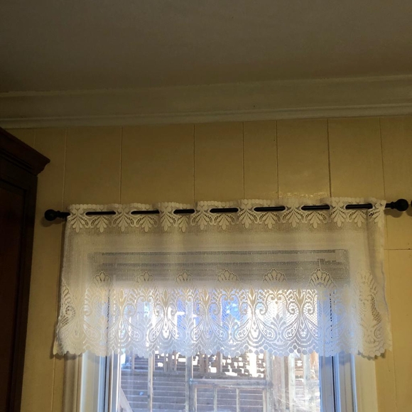 Short Window Tiers Window Drape Shade Curtains for Laundry Room Studio - Picture 6 of 7
